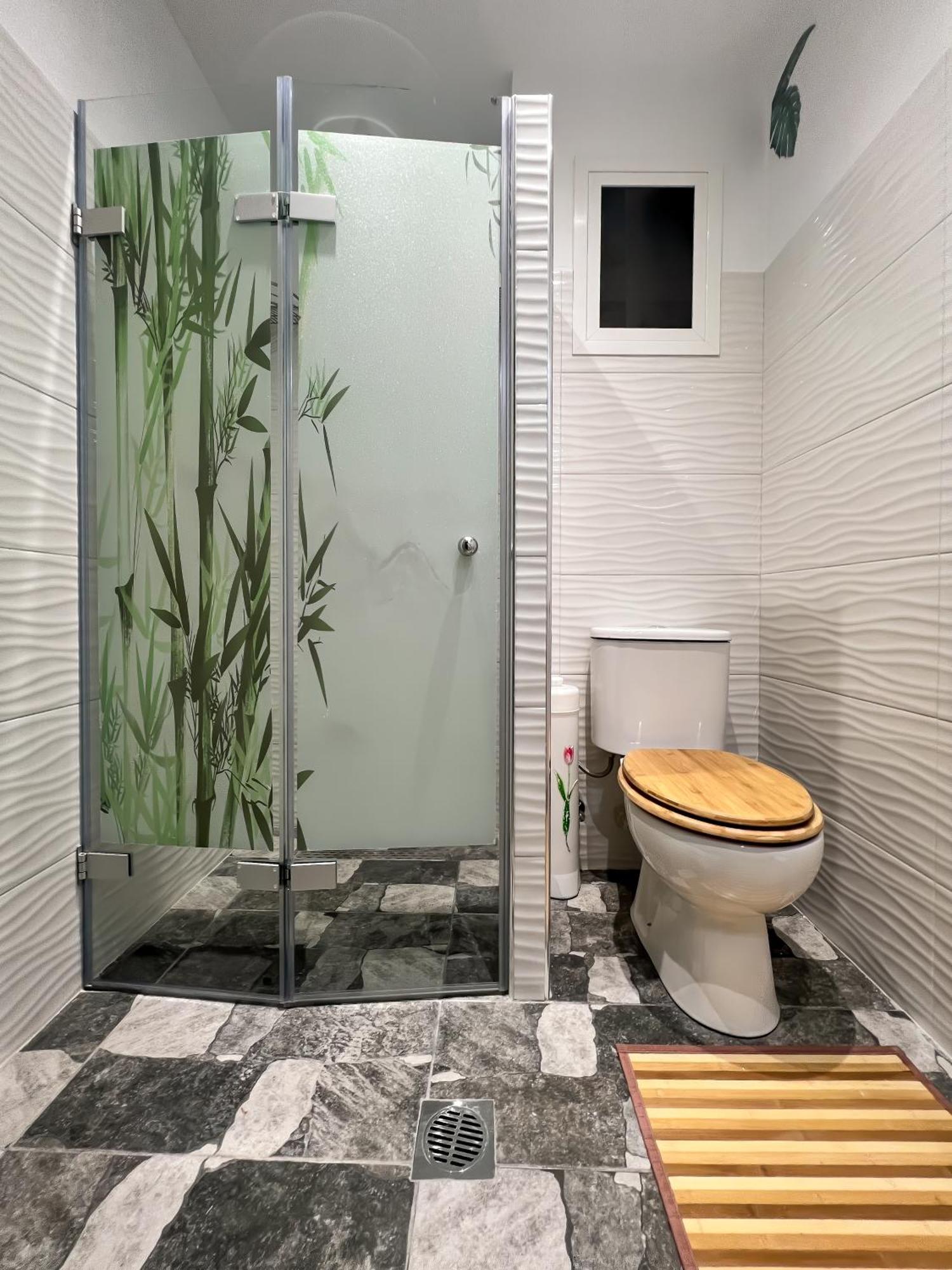 Sonia'S Skg 3 Bedroom Family Apartment - Near Metro テッサロニキ エクステリア 写真