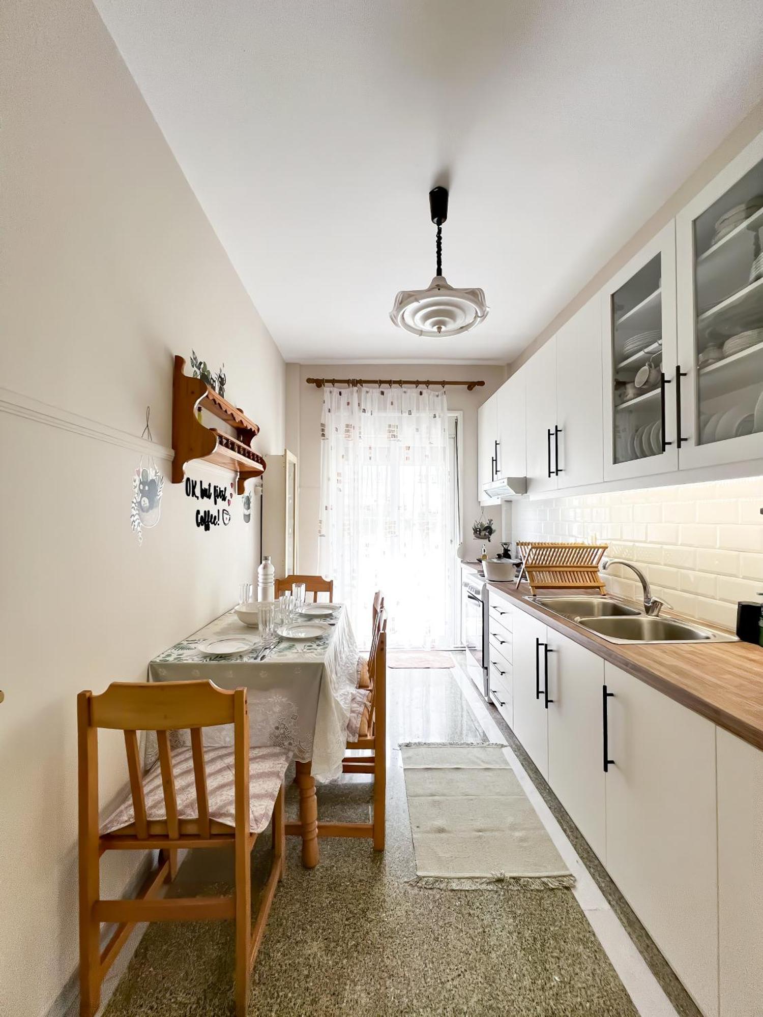 Sonia'S Skg 3 Bedroom Family Apartment - Near Metro テッサロニキ エクステリア 写真