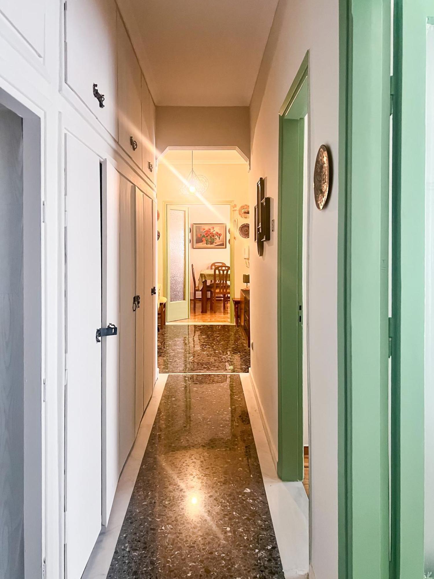 Sonia'S Skg 3 Bedroom Family Apartment - Near Metro テッサロニキ エクステリア 写真