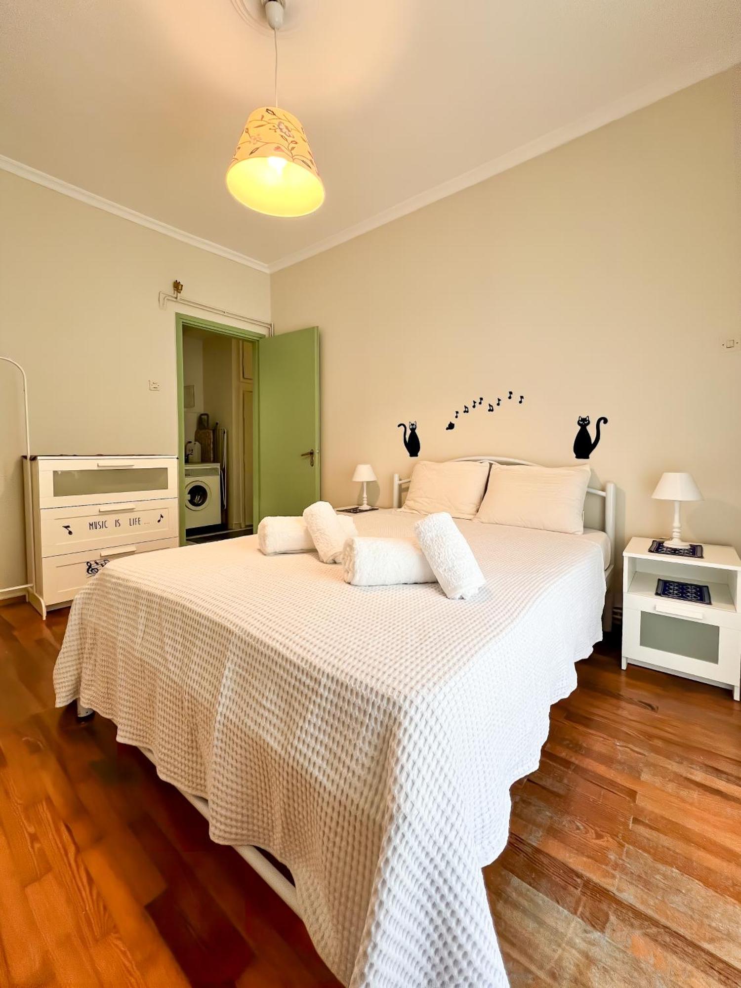 Sonia'S Skg 3 Bedroom Family Apartment - Near Metro テッサロニキ エクステリア 写真